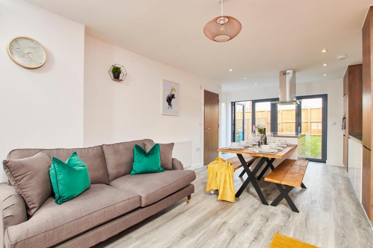 Willa Beaut 5 Bed House W Parking Manchester Zewnętrze zdjęcie